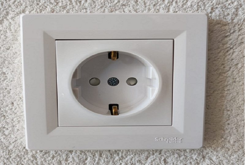 Electricistas en Cobeña